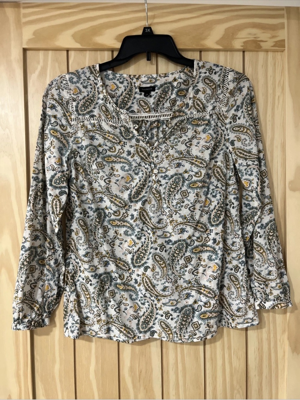 Talbots White Paisley V-Neck Long Sleeve Blouse